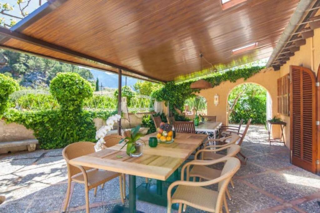 Son Llempaies, Finca For 12 ソリェル エクステリア 写真